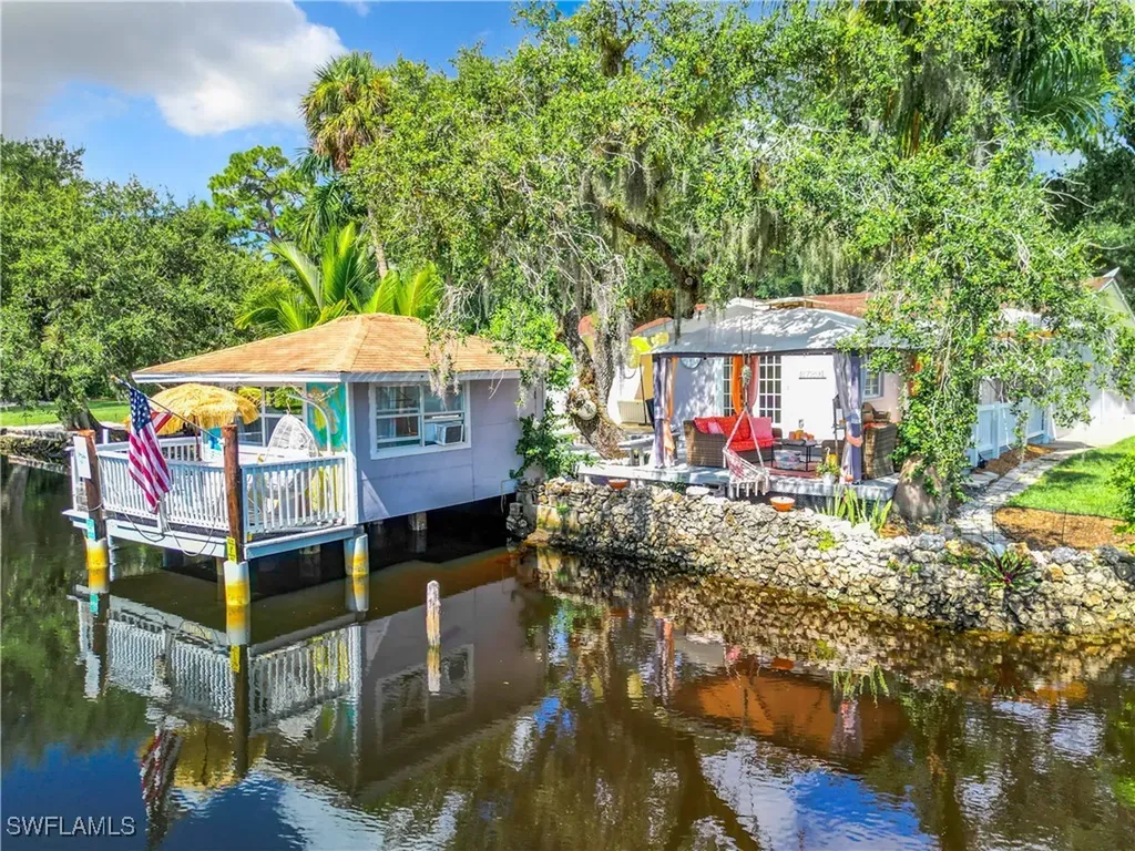 Bonita Springs FL, 27291 S Riverside Drive