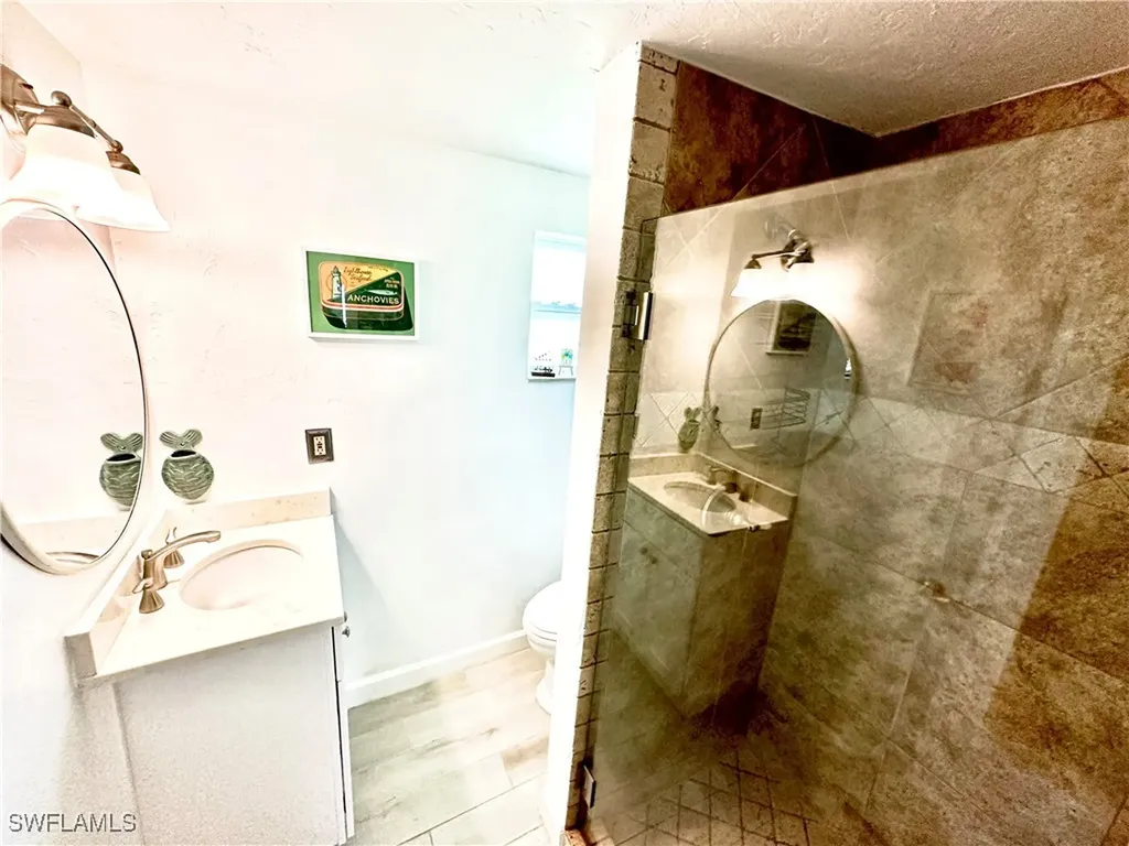 27291 S Riverside Drive Bonita Springs FL 34135