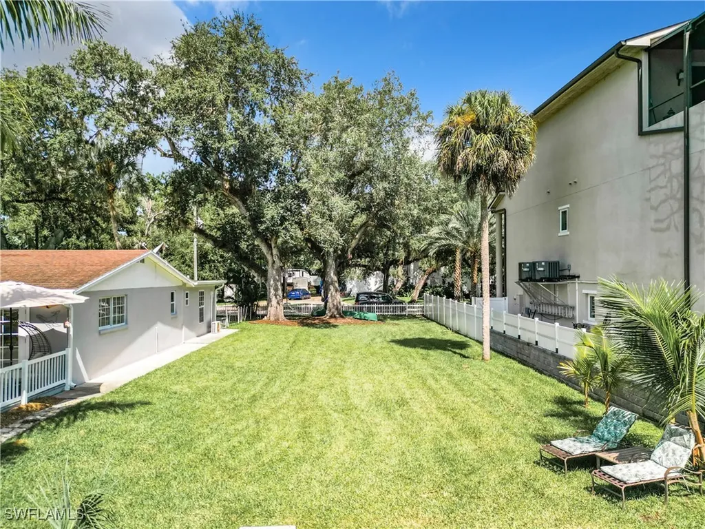 27291 S Riverside Drive Bonita Springs FL 34135