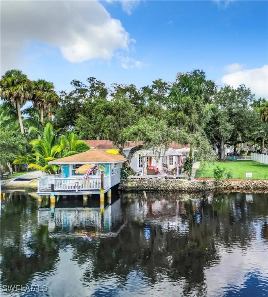 27291 S Riverside Drive Bonita Springs FL 34135