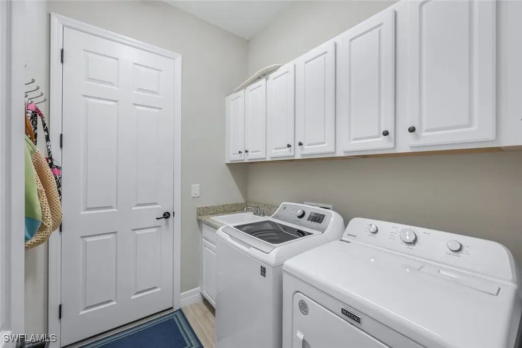 28007 Kerry Court Bonita Springs FL 34135