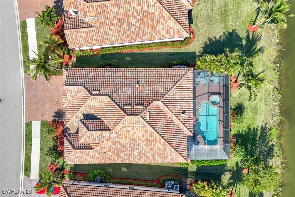 28007 Kerry Court Bonita Springs FL 34135