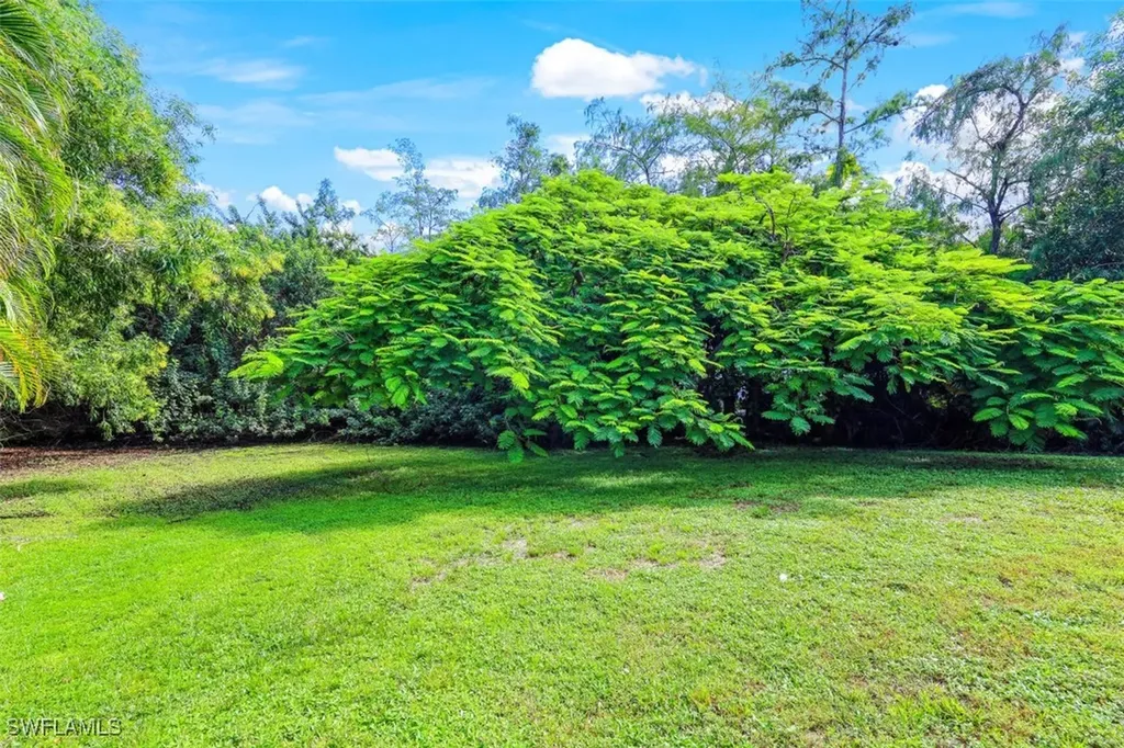 6581 Sable Ridge Lane Naples FL 34109