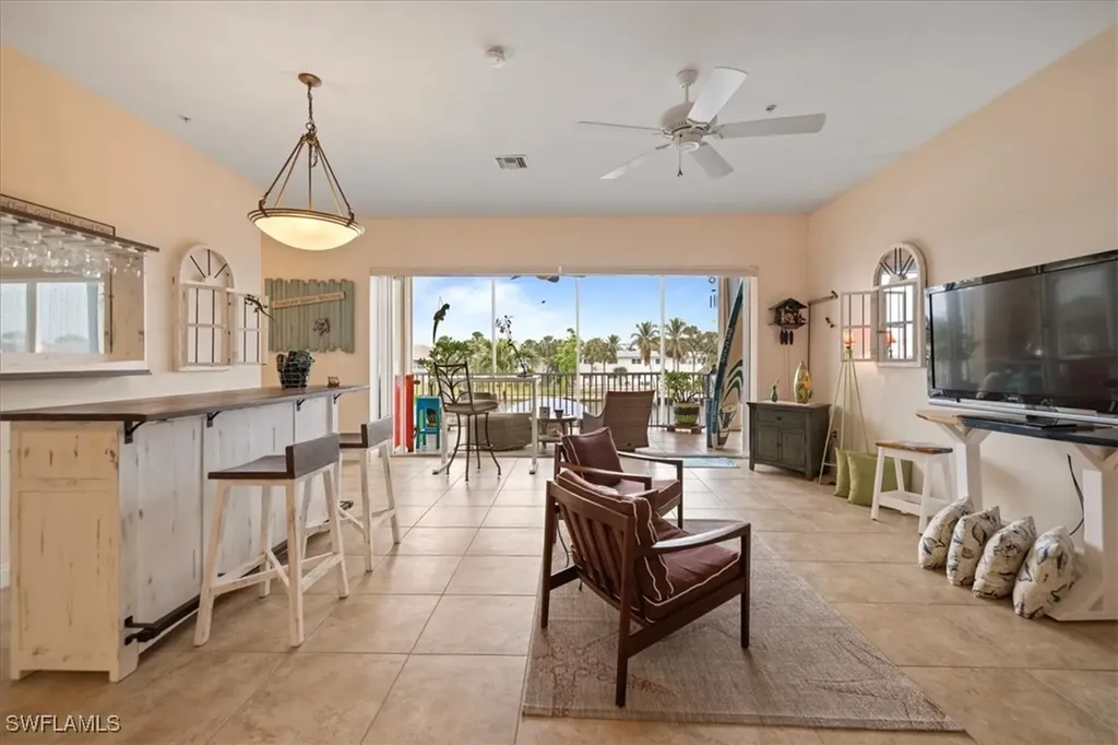 4610 SE 5th Place Cape Coral FL 33904