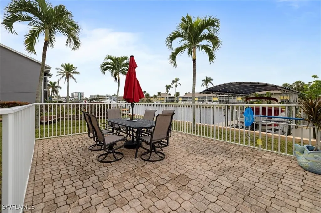 4610 SE 5th Place Cape Coral FL 33904