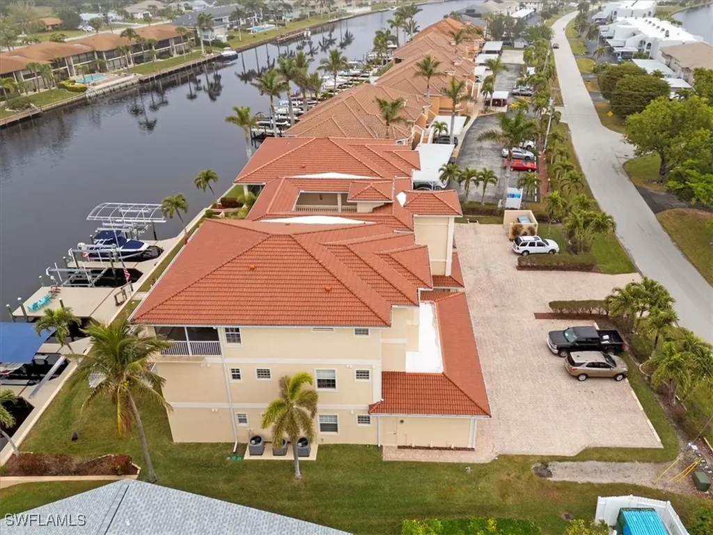 4610 SE 5th Place Cape Coral FL 33904
