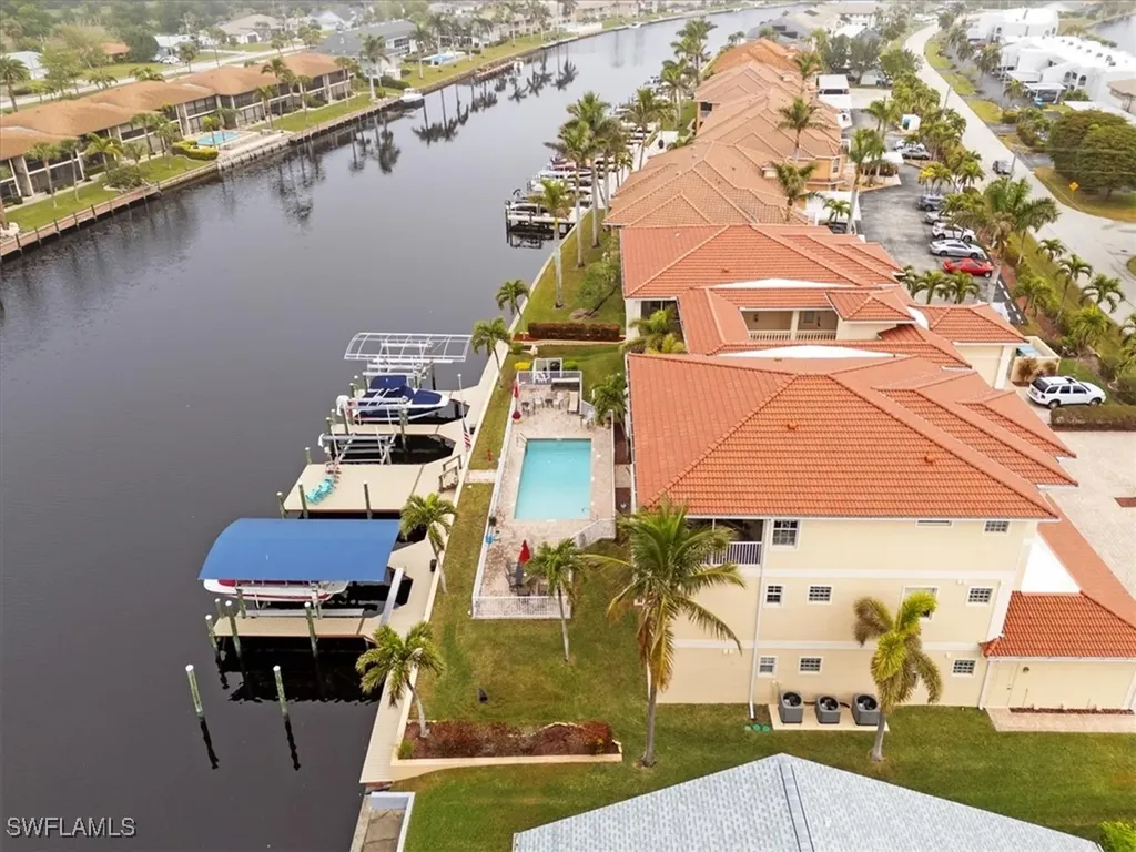 4610 SE 5th Place Cape Coral FL 33904
