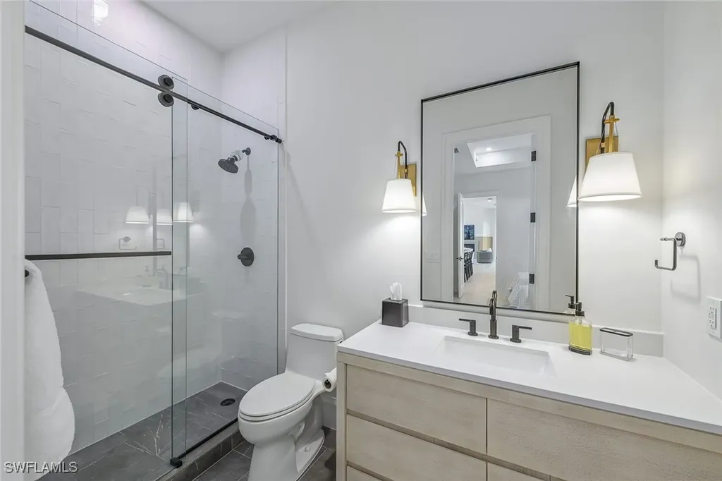215 Point Salerno Naples FL 34108