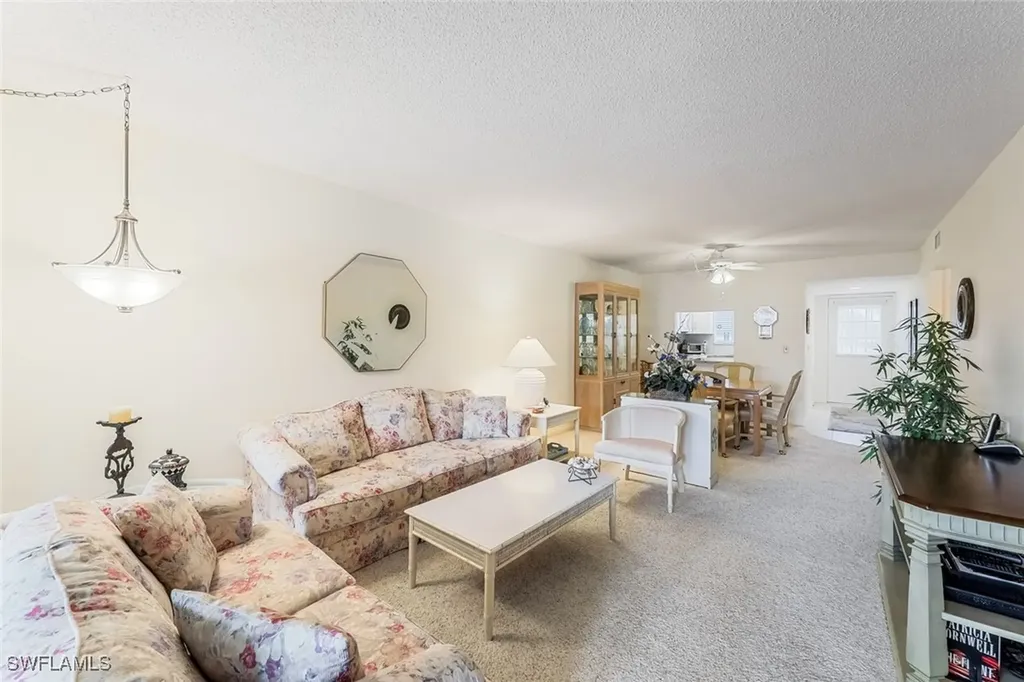 1686 Blue Point Avenue Naples FL 34102