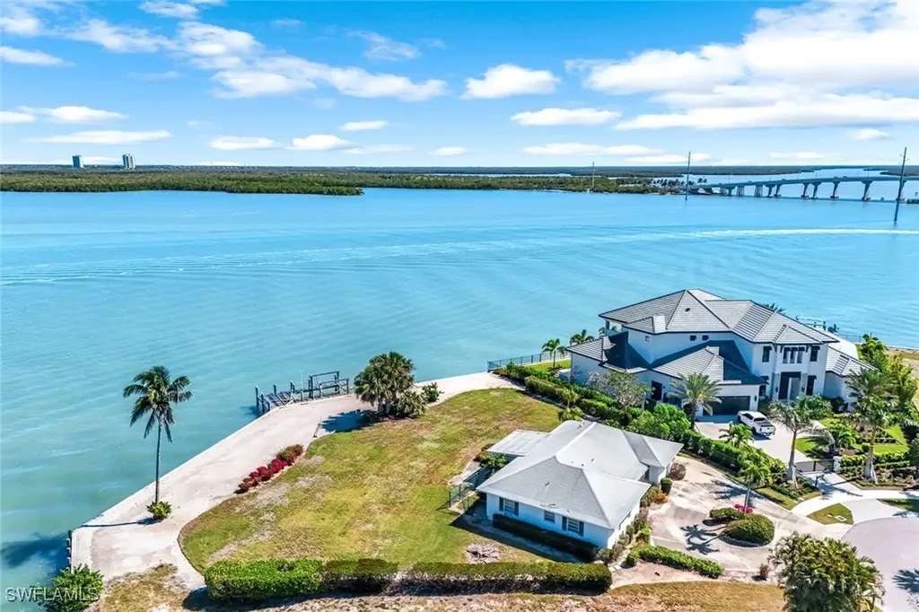 980 Iris Court Marco Island FL 34145