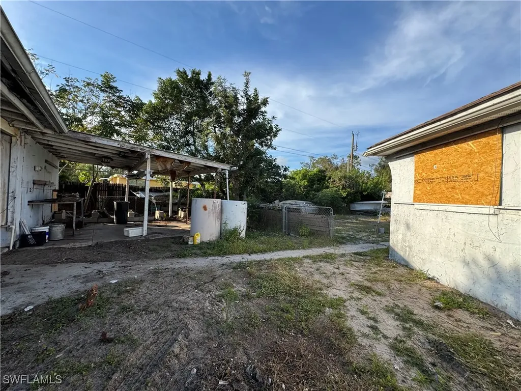 8306 Suncoast Drive North Fort Myers FL 33917