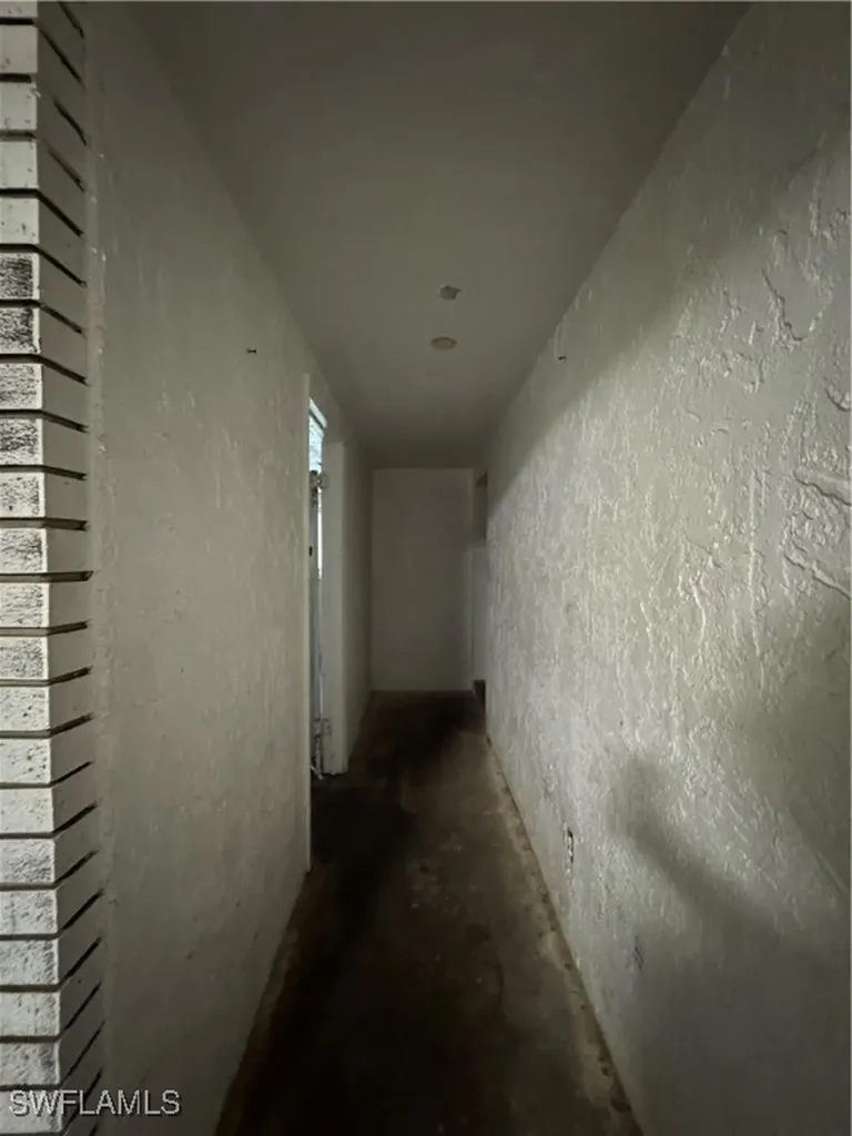 8306 Suncoast Drive North Fort Myers FL 33917