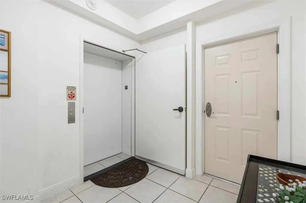 2743 1st Street Fort Myers FL 33916