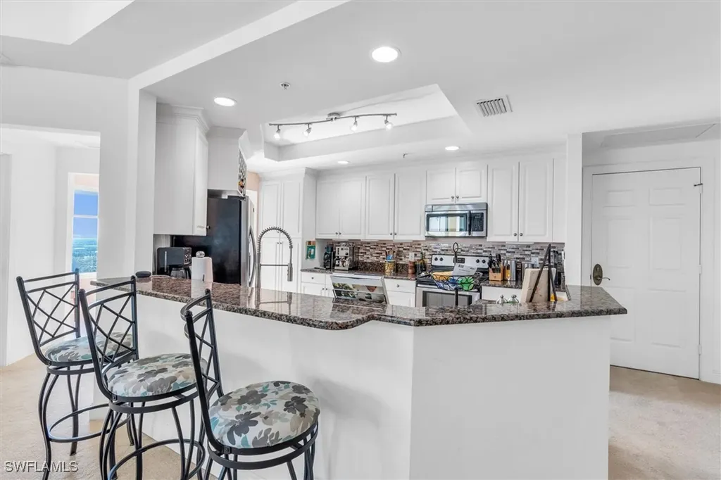2743 1st Street Fort Myers FL 33916