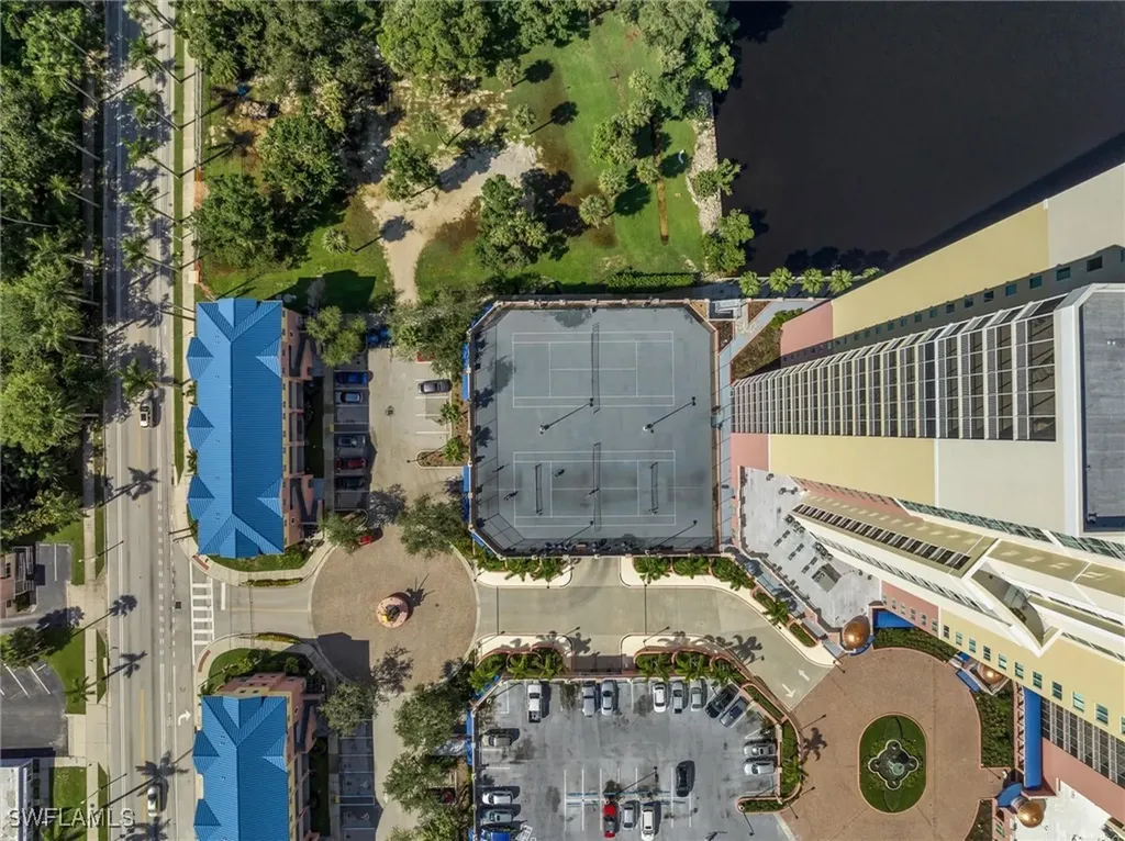 2743 1st Street Fort Myers FL 33916