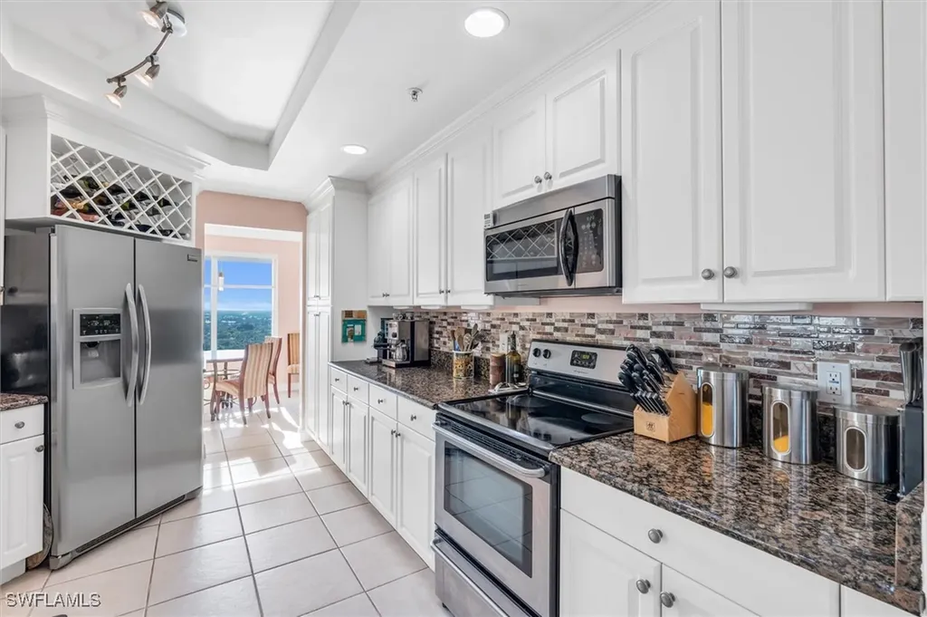 2743 1st Street Fort Myers FL 33916