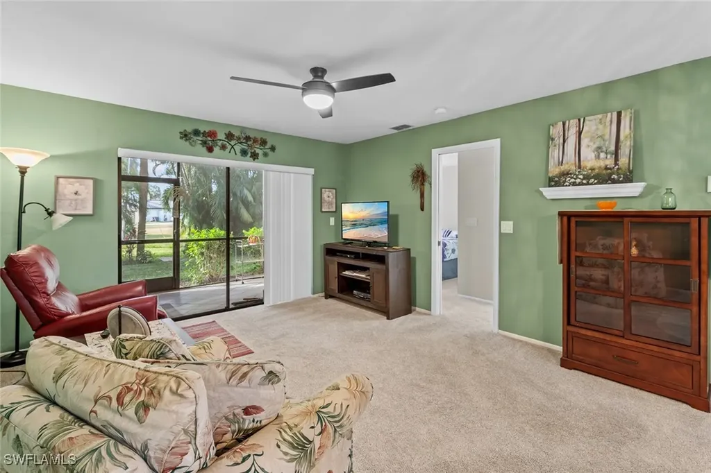 8534 Charter Club Circle Fort Myers FL 33919
