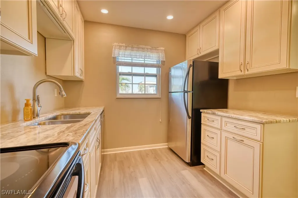 1398 Myerlee Country Club Boulevard Fort Myers FL 33919