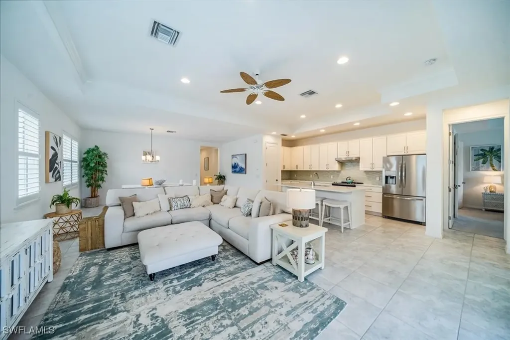 14552 Topsail Drive Naples FL 34114
