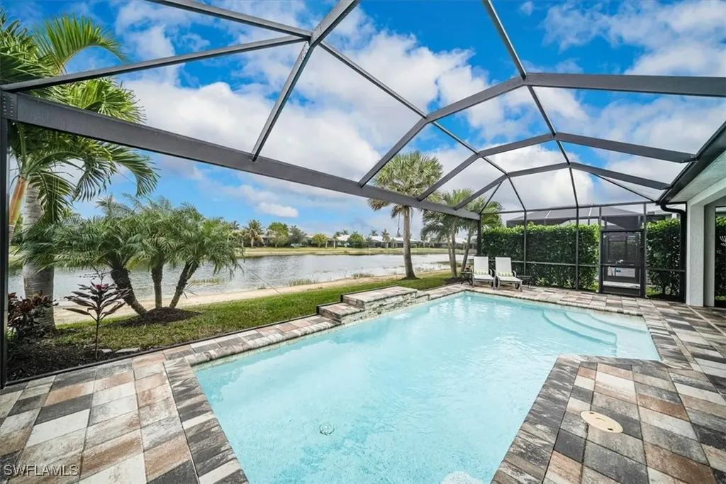 14552 Topsail Drive Naples FL 34114