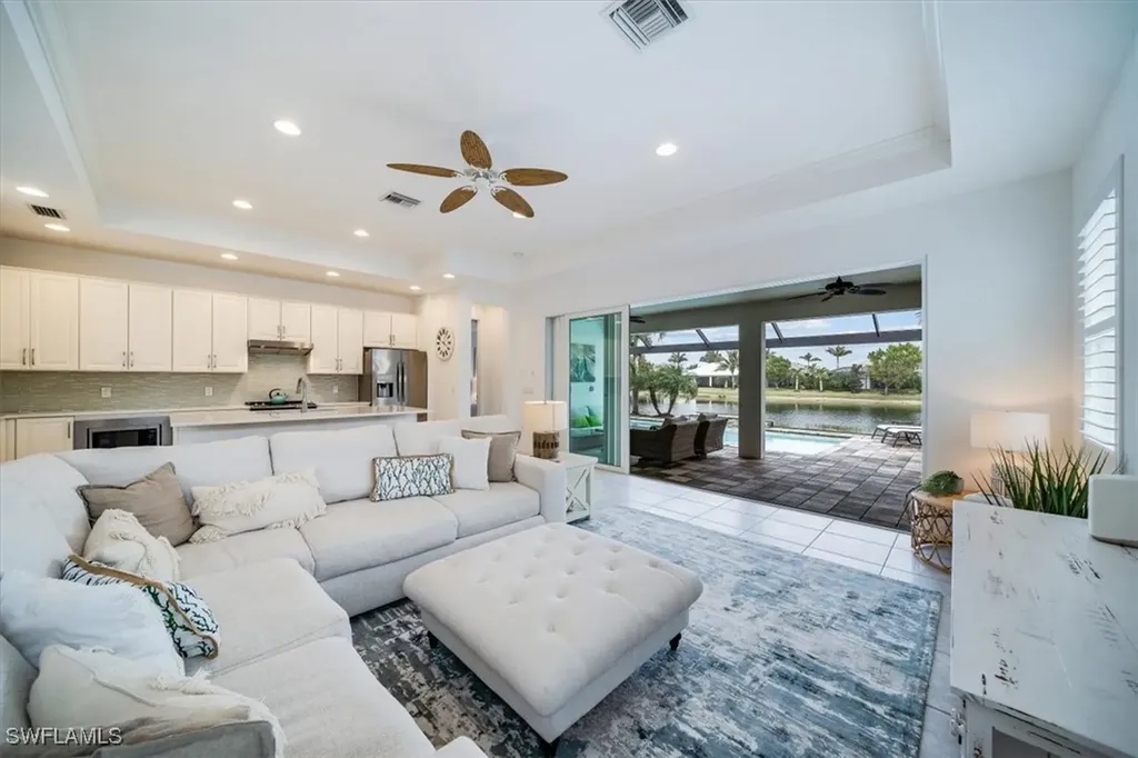 14552 Topsail Drive Naples FL 34114