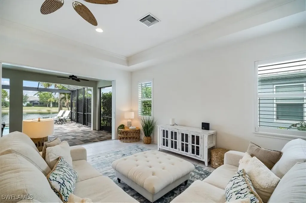 14552 Topsail Drive Naples FL 34114