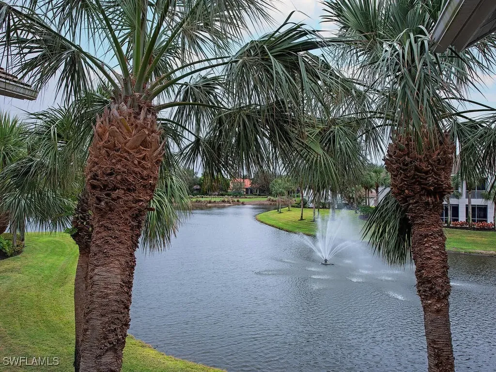 2330 Mont Claire Drive Naples FL 34109