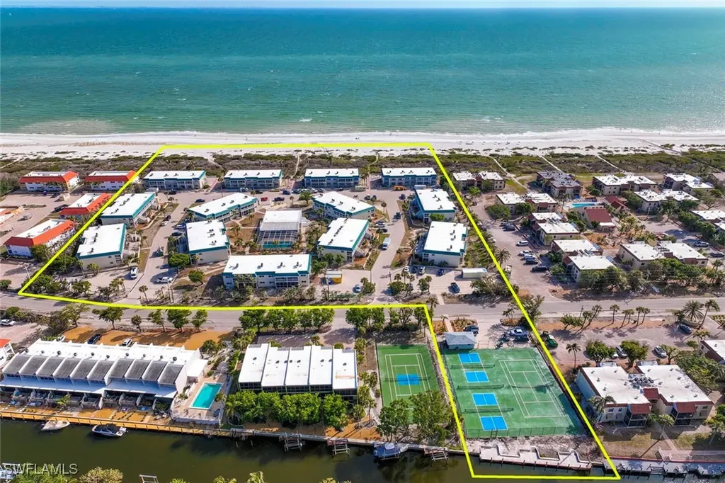 827 E Gulf Drive Sanibel FL 33957