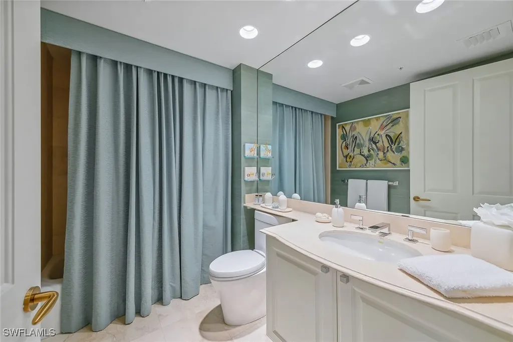 8477 Bay Colony Drive Naples FL 34108
