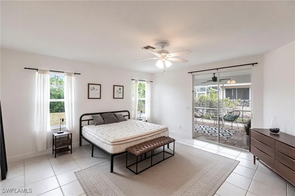 557 102nd Avenue N Naples FL 34108