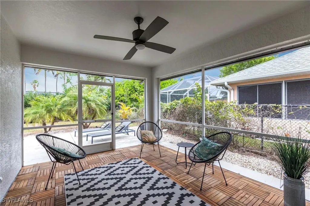 557 102nd Avenue N Naples FL 34108