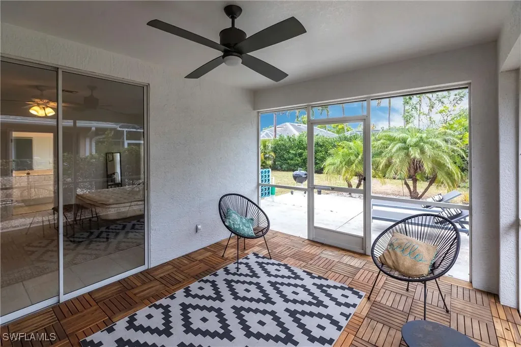 557 102nd Avenue N Naples FL 34108