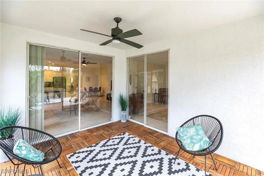557 102nd Avenue N Naples FL 34108