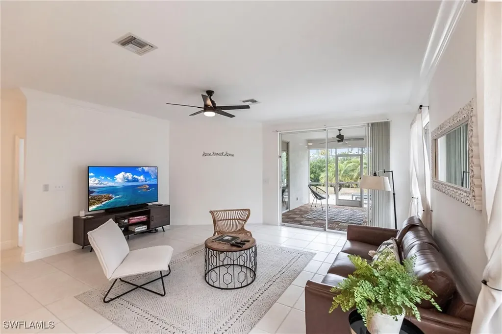 557 102nd Avenue N Naples FL 34108