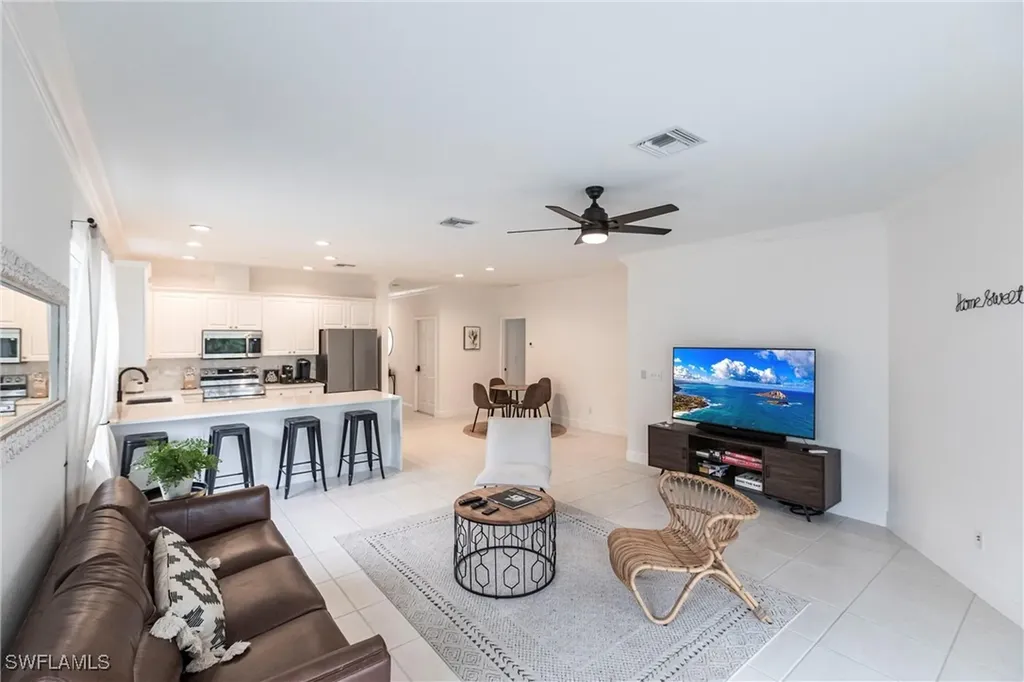 557 102nd Avenue N Naples FL 34108