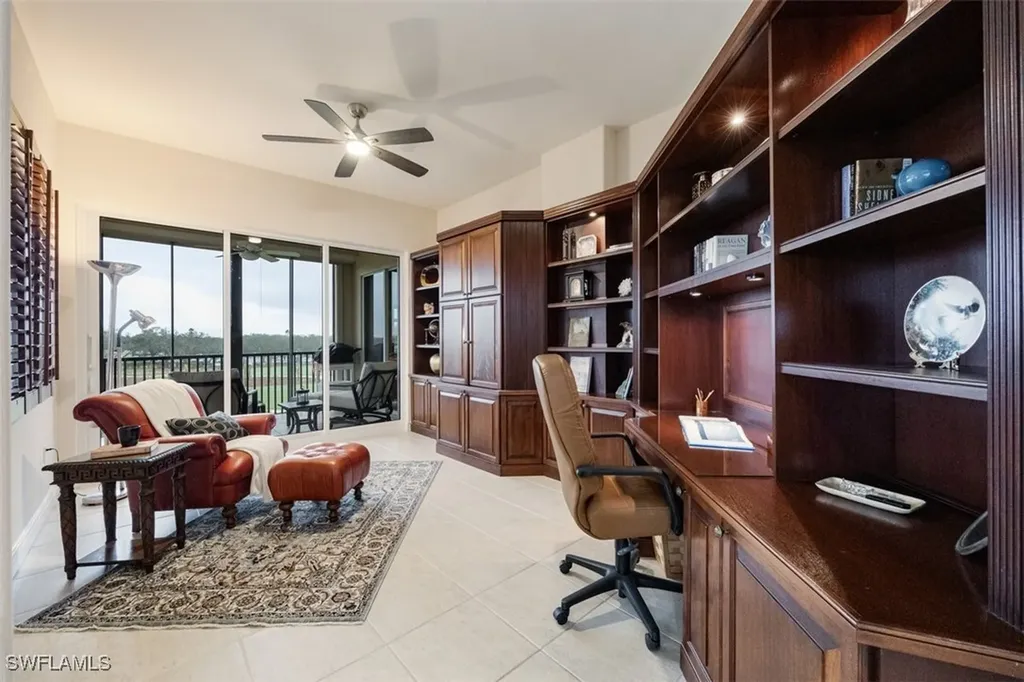 560 El Camino Real Naples FL 34119