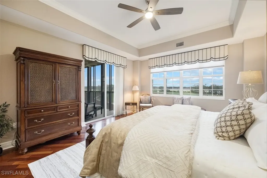 560 El Camino Real Naples FL 34119