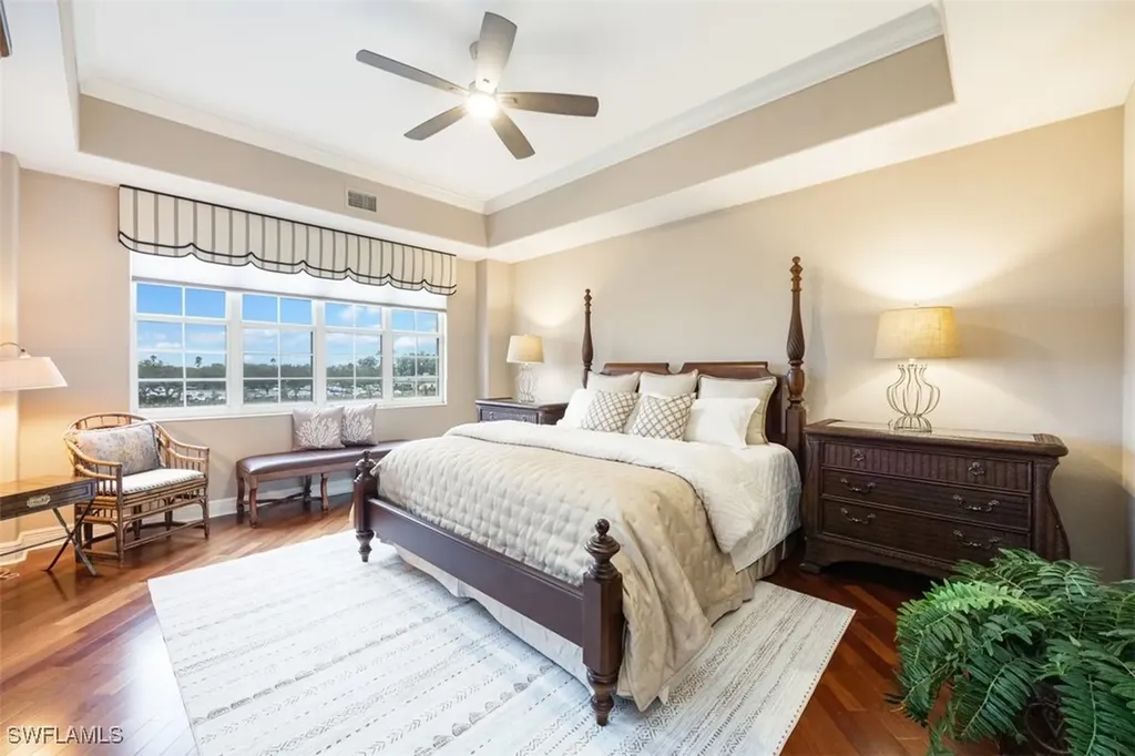 560 El Camino Real Naples FL 34119