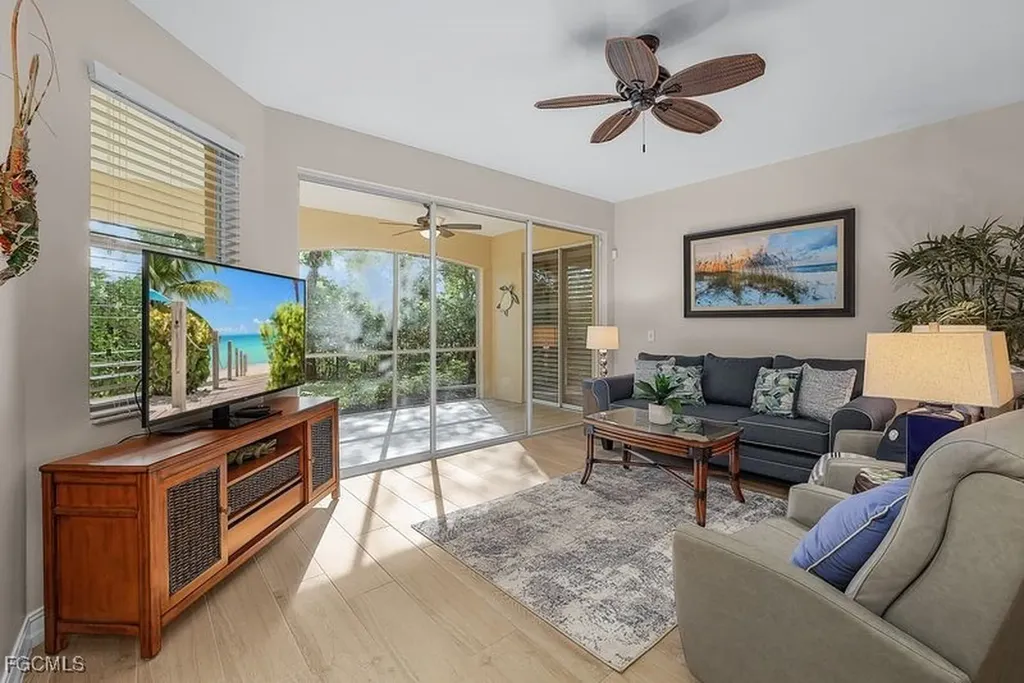 11065 Harbour Yacht Court Fort Myers FL 33908