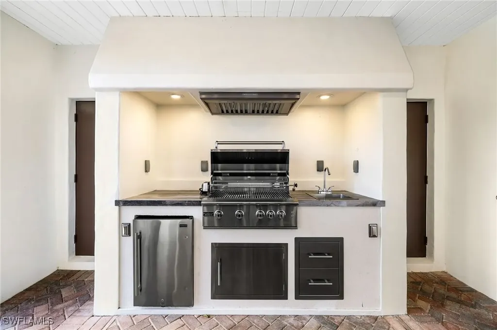 18141 Via Portofino Way Miromar Lakes FL 33913