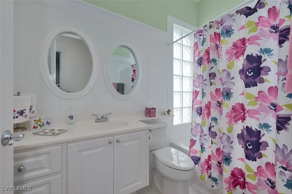 4957 San Pablo Court Naples FL 34109