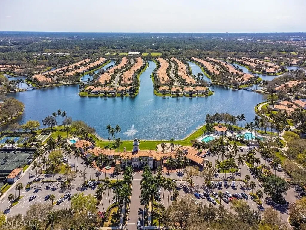 4957 San Pablo Court Naples FL 34109