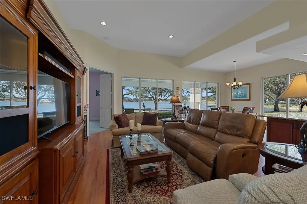4957 San Pablo Court Naples FL 34109