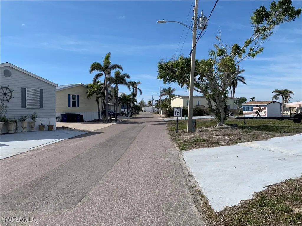 3872 Blueberry Lane St. James City FL 33956