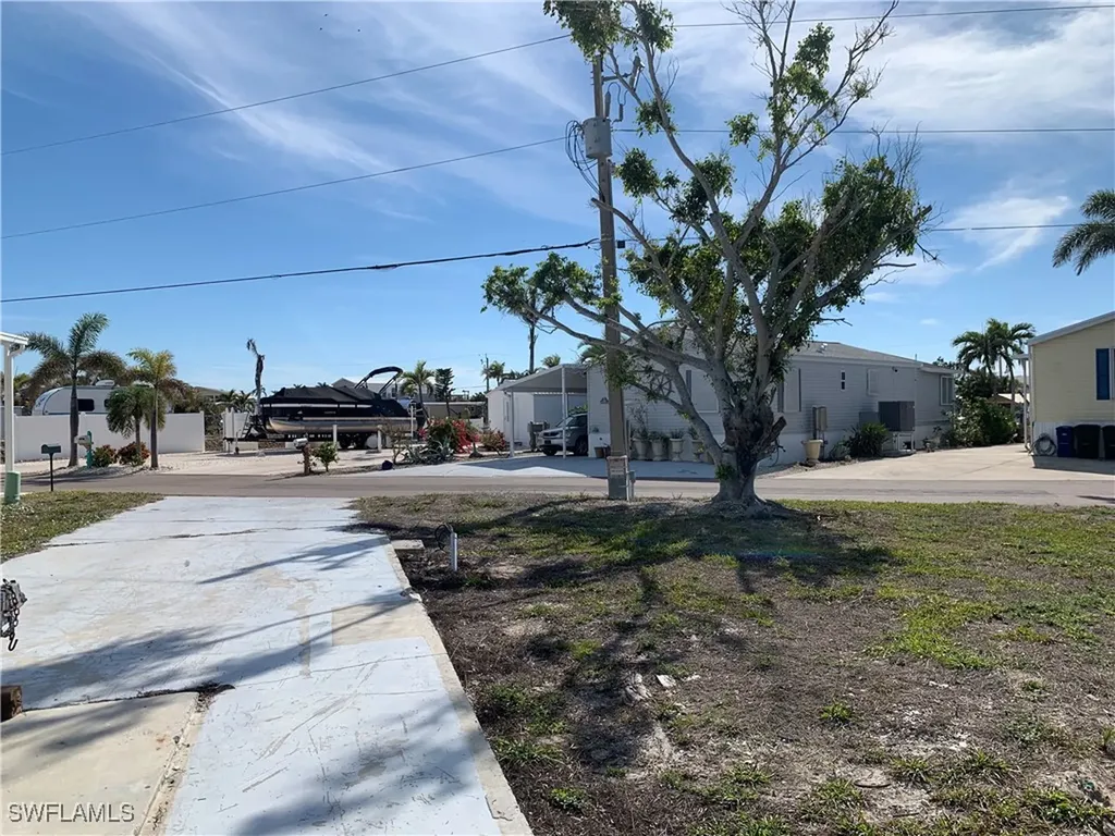 3872 Blueberry Lane St. James City FL 33956