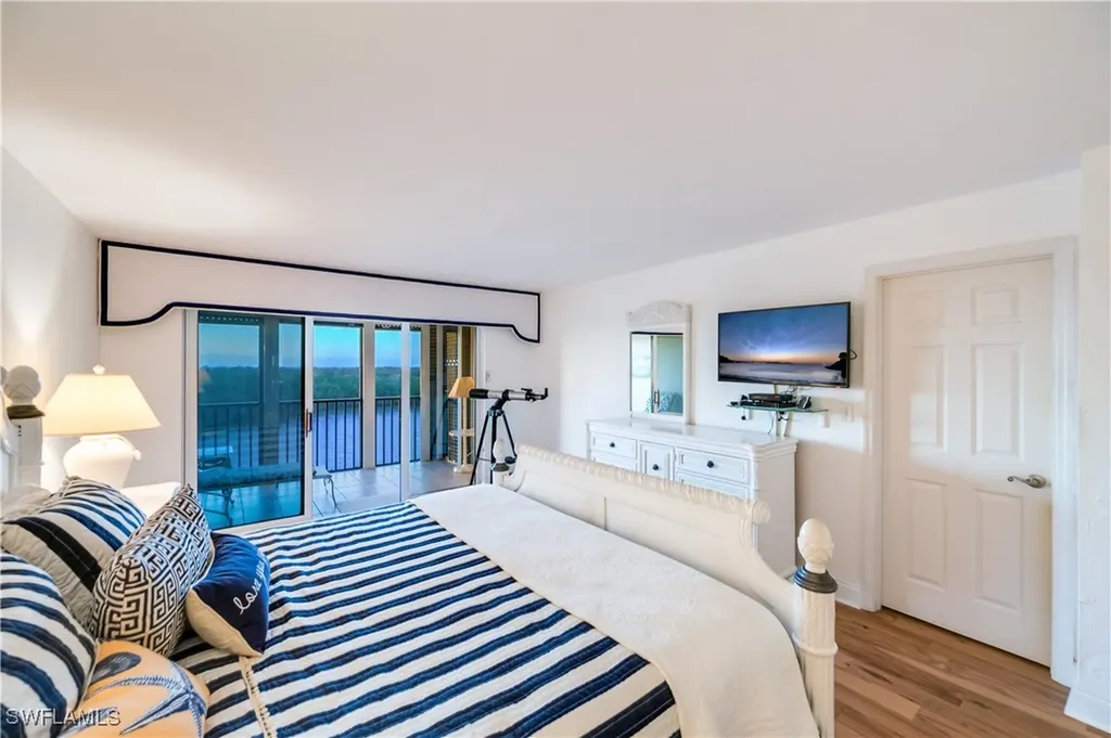 15 Bluebill Avenue Naples FL 34108