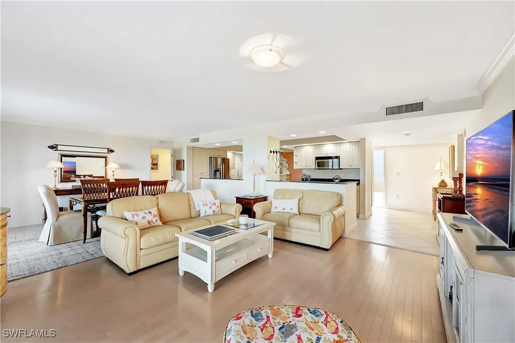 15 Bluebill Avenue Naples FL 34108
