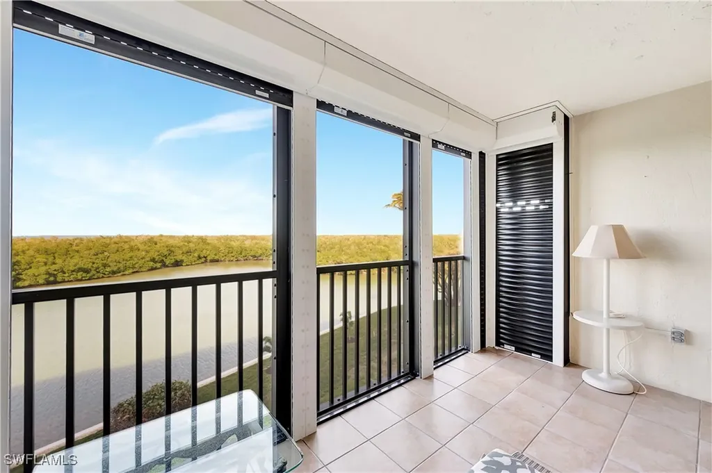 15 Bluebill Avenue Naples FL 34108