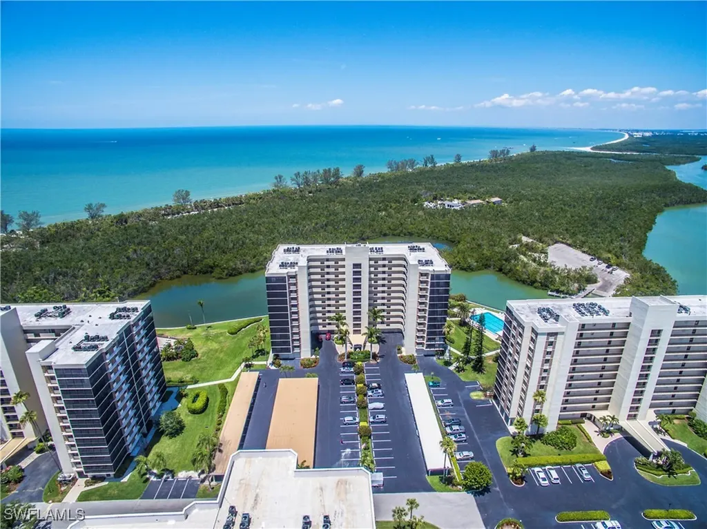 15 Bluebill Avenue Naples FL 34108