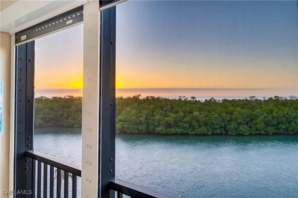 15 Bluebill Avenue Naples FL 34108